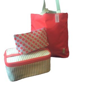 Clinique 3 piece tote set Red/green